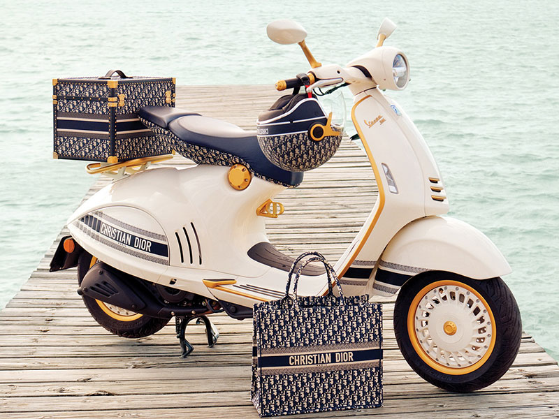 بياجيو تكشف عن فيسبا جديدة بلمسات كريستيان ديور